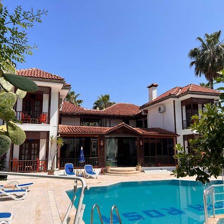 Palma Rosa Hotel Çamyuva 外观 照片