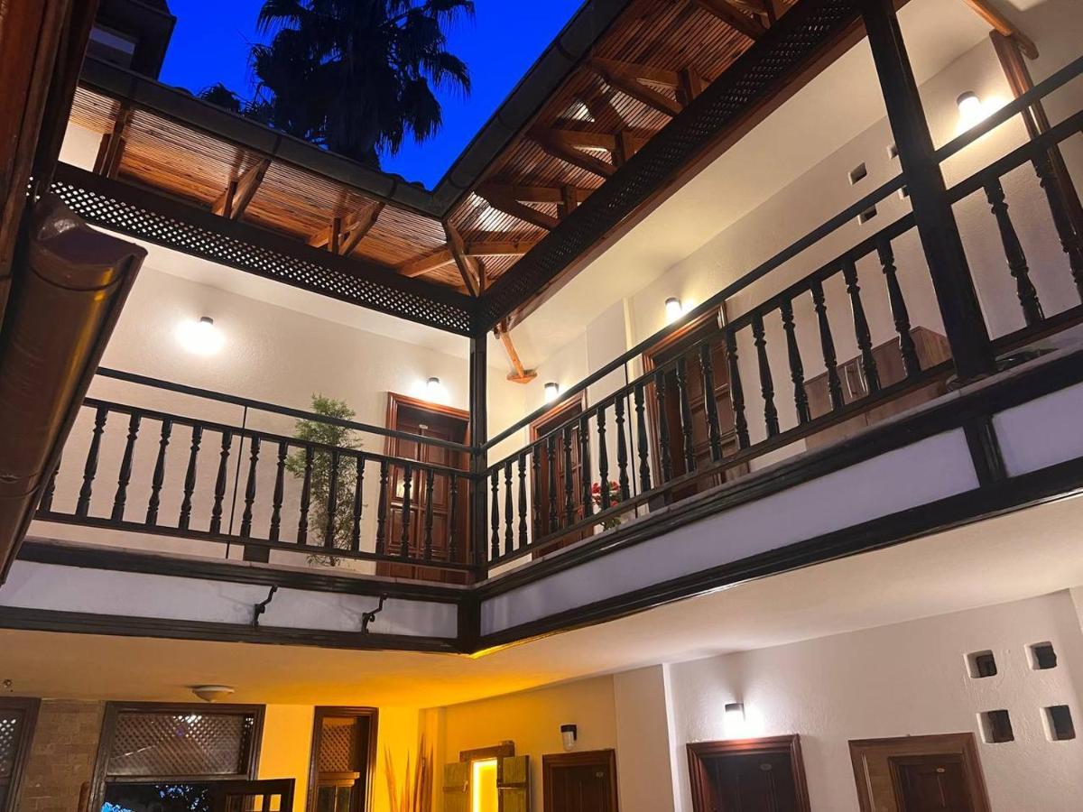 Palma Rosa Hotel Çamyuva 外观 照片